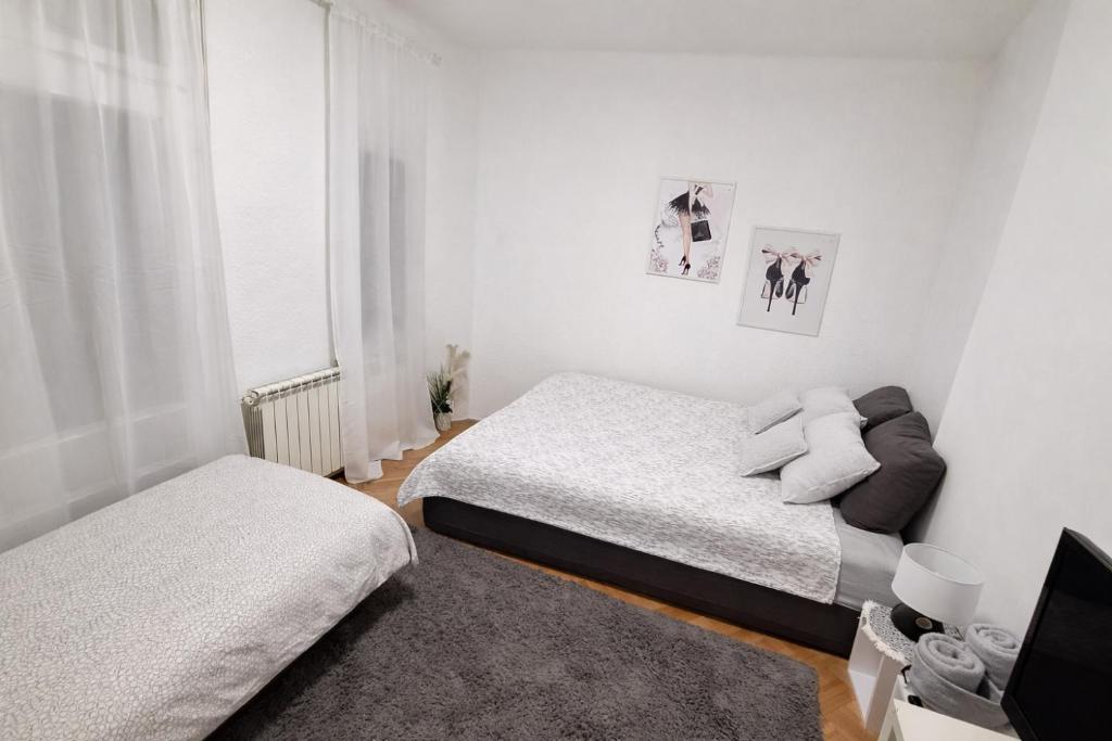 ELEGANT STAY-Boutique Apartment Experience - 4