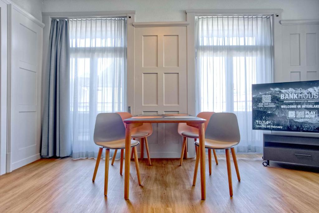 BANK House Suite 303 - GRIWA RENT - 2