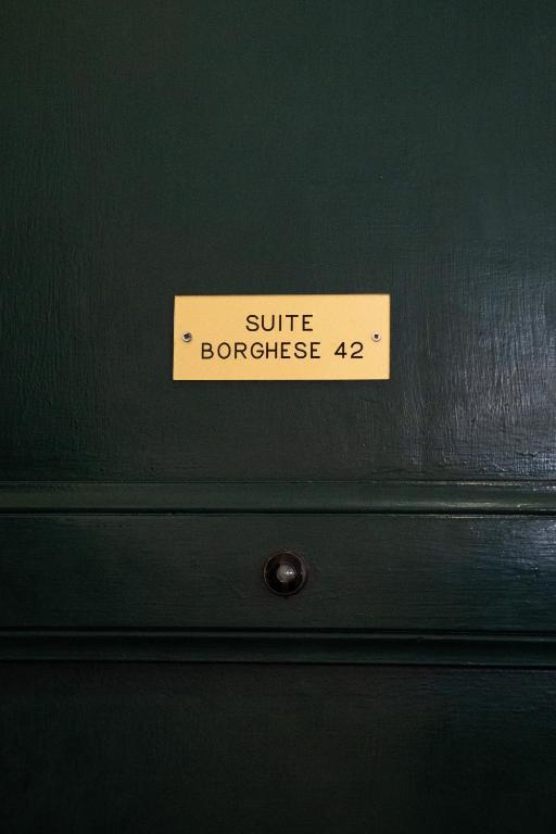 Suite Borghese 42 - 1