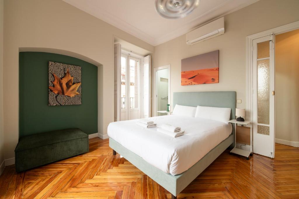 Exclusivo, Céntrico y Elegante Apartamento a 1 Min Plaza Mayor - 4