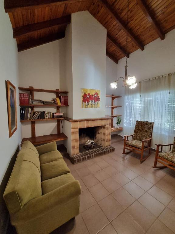 Casa a metros de todo - 3