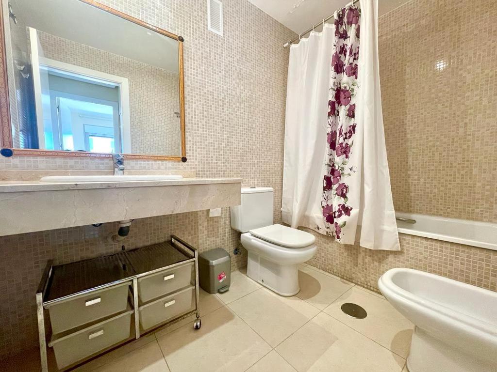 apartamento bonito con 1 dormitorio, piscina, parking y WiFi - 2