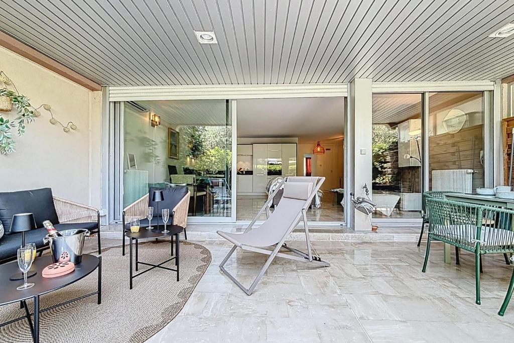 Private Garden Pool & Tennis 15 min walk to Antibes Center - 1