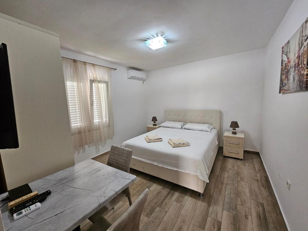 Budva Apartment Hills - 1