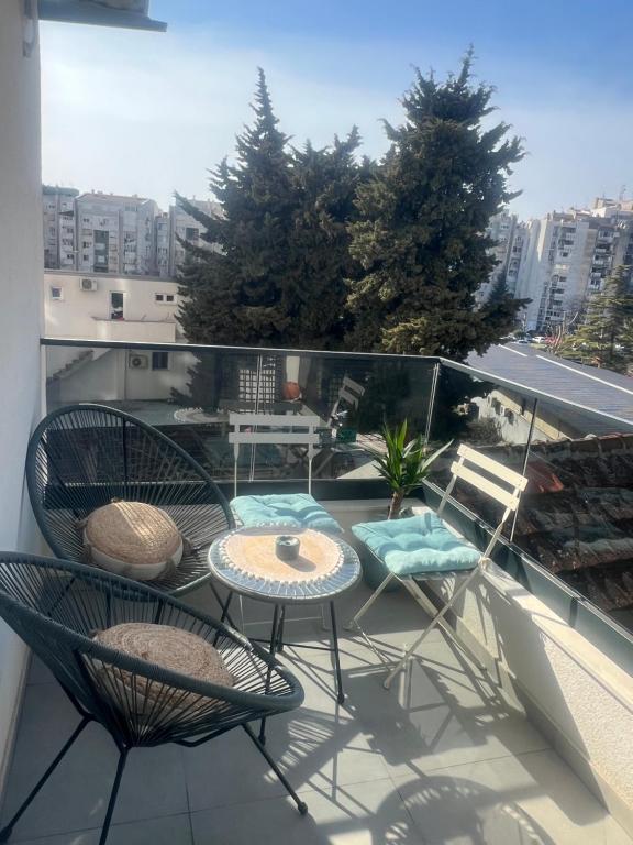 SunnyBar - 2