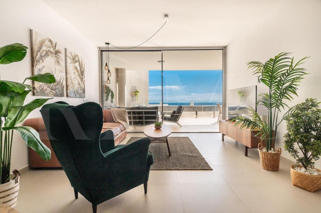 Relaxing Apartment with Terrace & BBQ REMS - 1