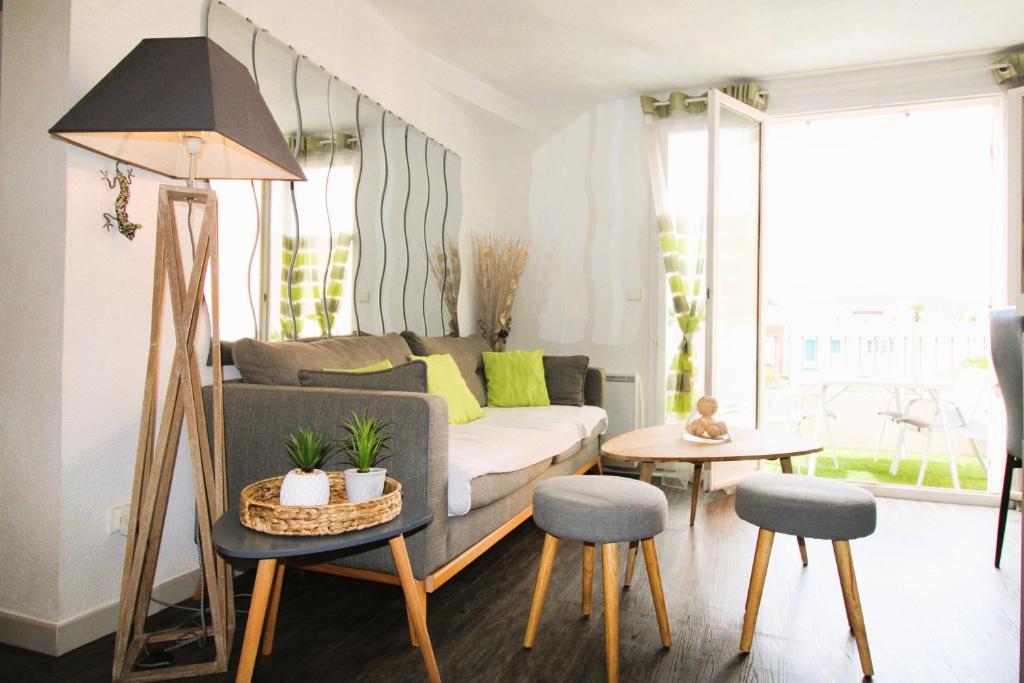PCOGASTO - Golfe de St-Tropez - Appartement dans résidence avec piscine avec vue sur marina - 2
