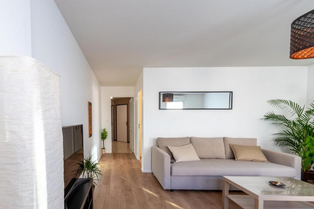 Disneyland Paris APT 6 - 5