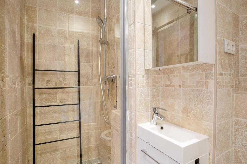 Nid cosy pour 2 pers -Canal St Martin -Paris 10* - 4