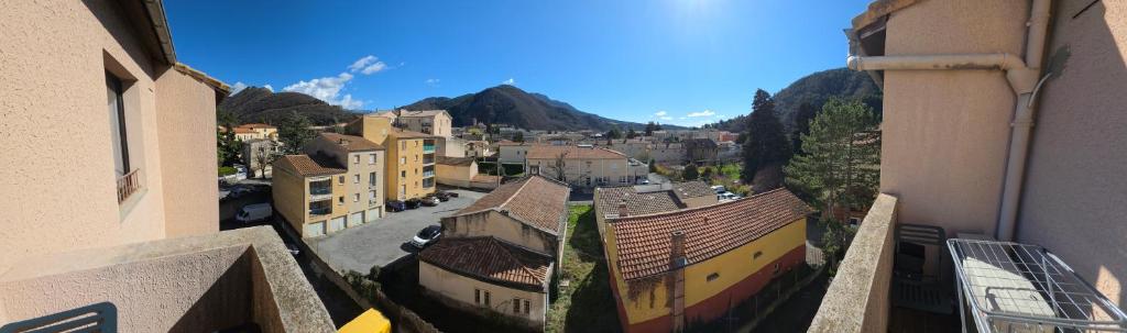 Studio avec balcon et vue panoramique sur le Cousson proche Thermes - 2