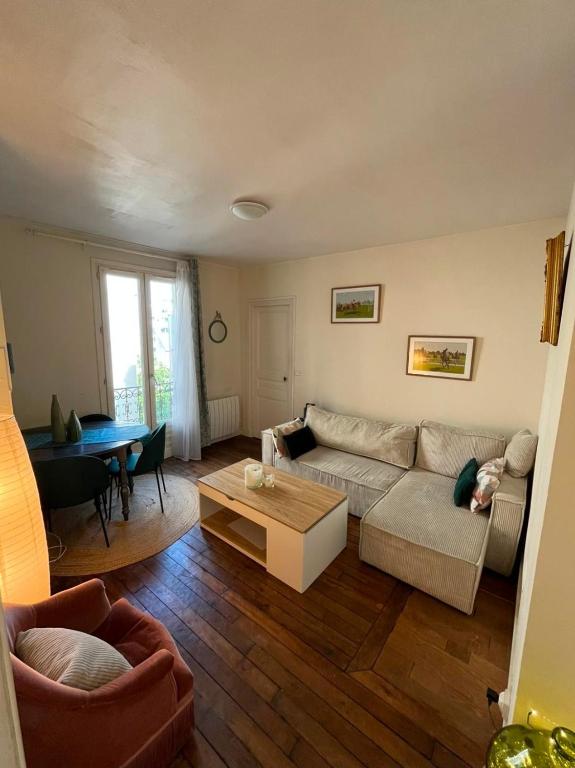 Grand Appartement parisien T2 - Montmartre - 1