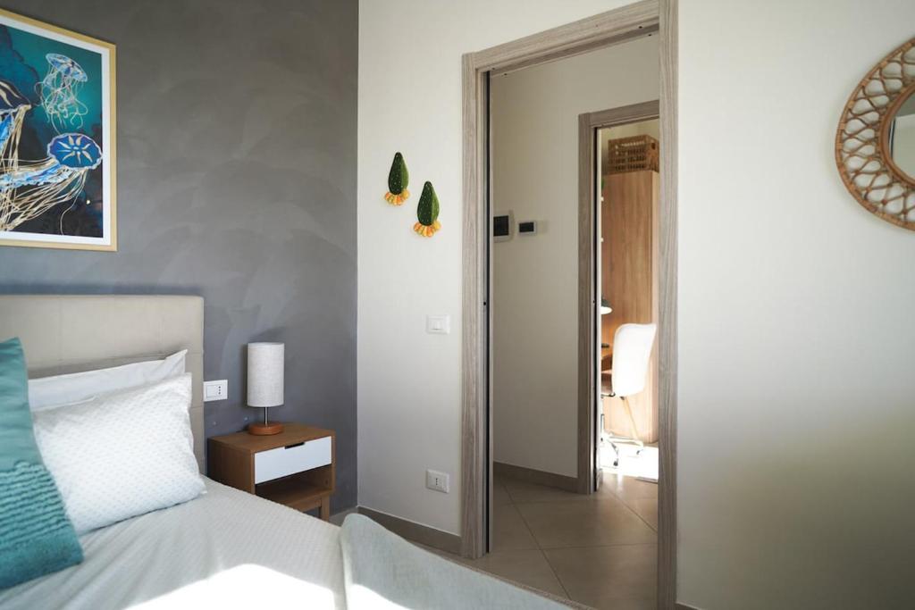 Bright Balcony Haven in the Heart of Monopoli - 3