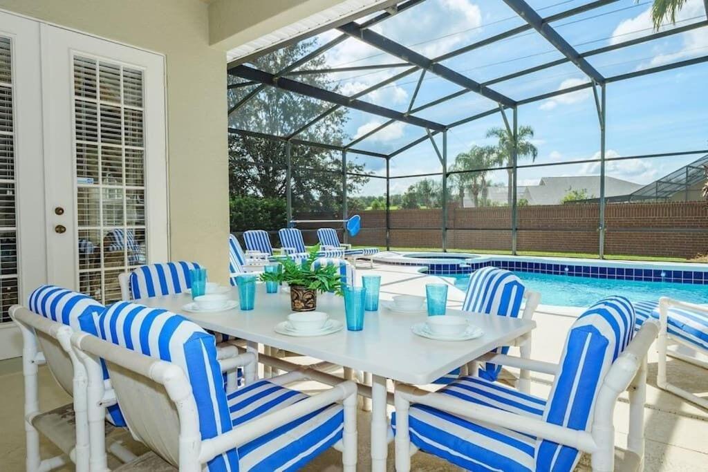 Luxury South Facing Pool Hot Tub Pool Table Air Hockey Gym BBQ 2 Miles to Disney 전경