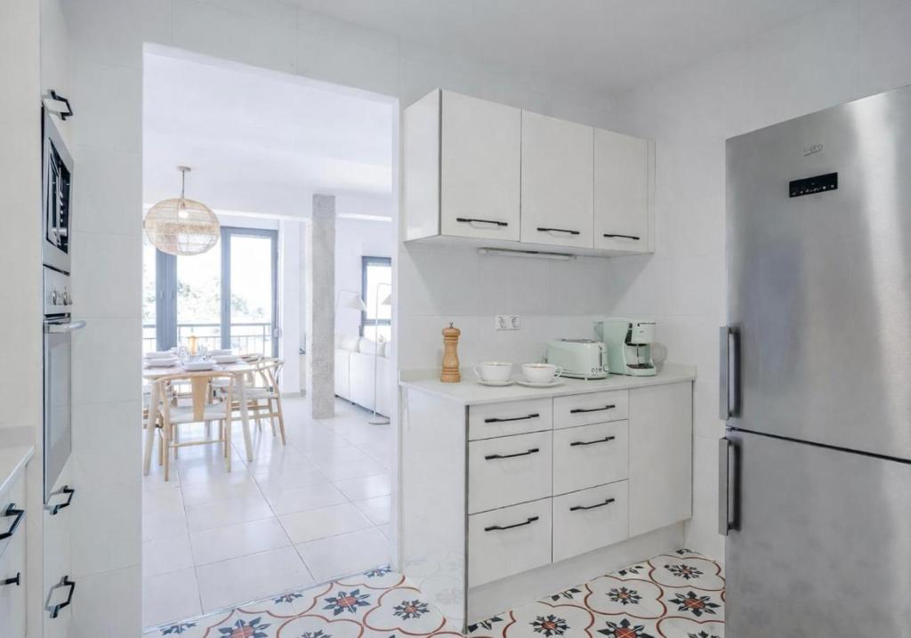 Apt Denia, 5 min Port, View of de Castle, Smart TV - 5