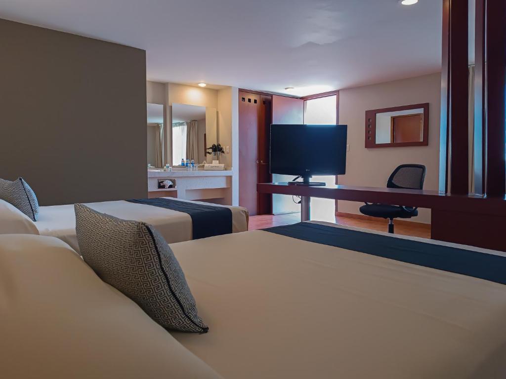 Hotel Panamerican - 4