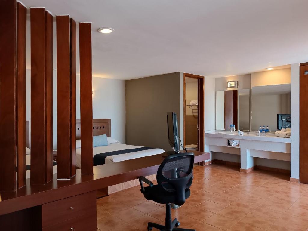 Hotel Panamerican - 3