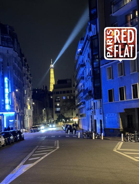 Red Flat Paris - 1