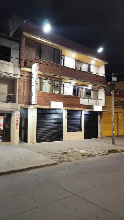 Hotel Punto 25 - 1