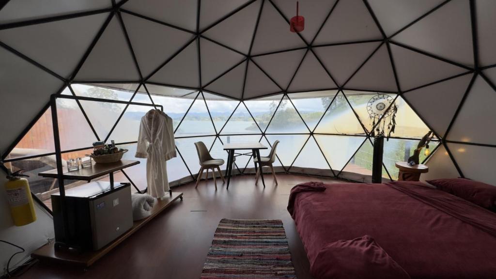 Bliss Sanctuary Vista - Glamping and Club - 2