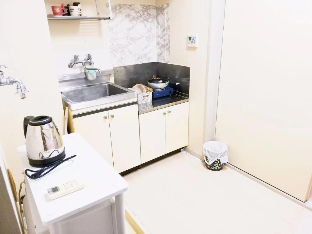 Shinjuku West Bee House in Shibuya Honmachi