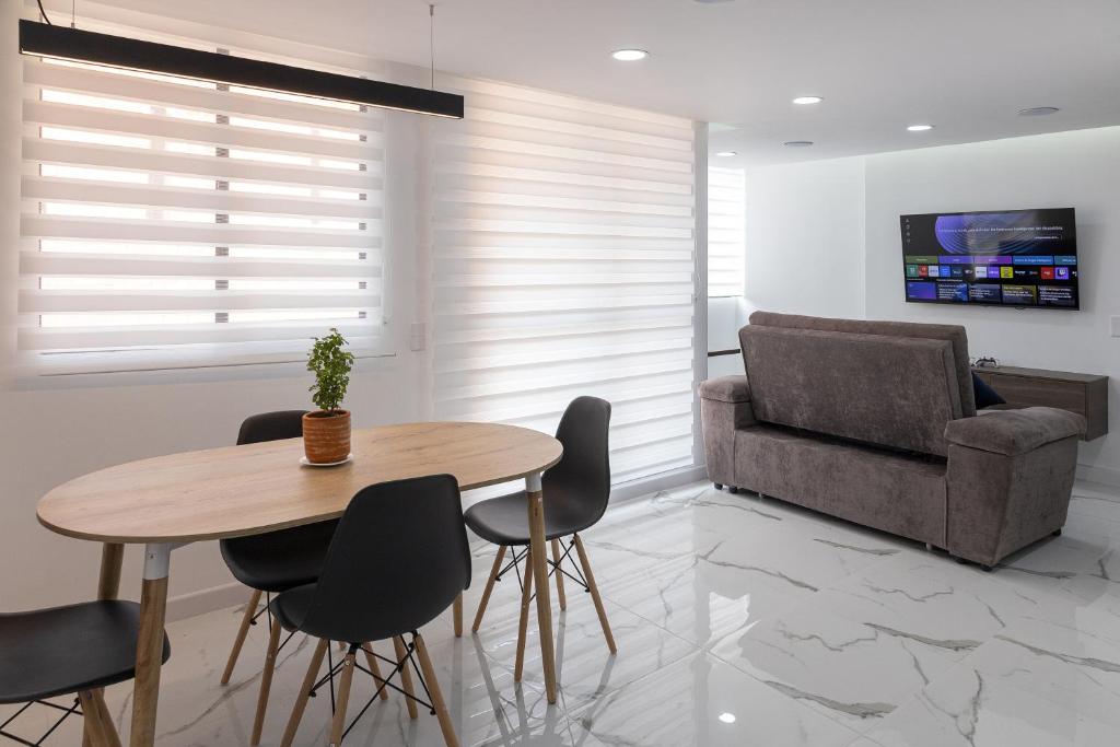 Galería 305 - 4