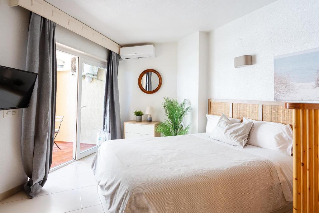 nice seafront apartment - 2