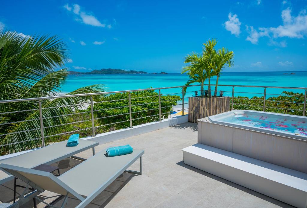 アカジュー ビーチ リゾート (Acajou Beach Resort)