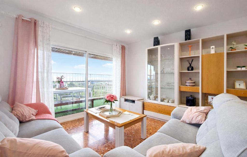 Lovely Apartment In Valencia With House Sea View - 4