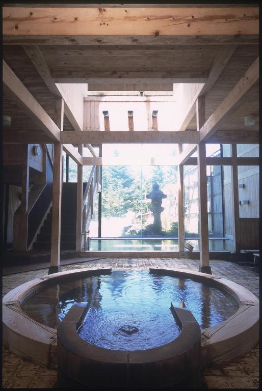 Hot spring bath