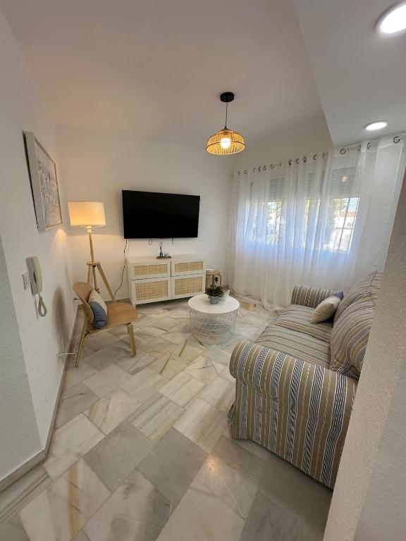 Apartment with Garden & Pool - Next to Golf Course - 1