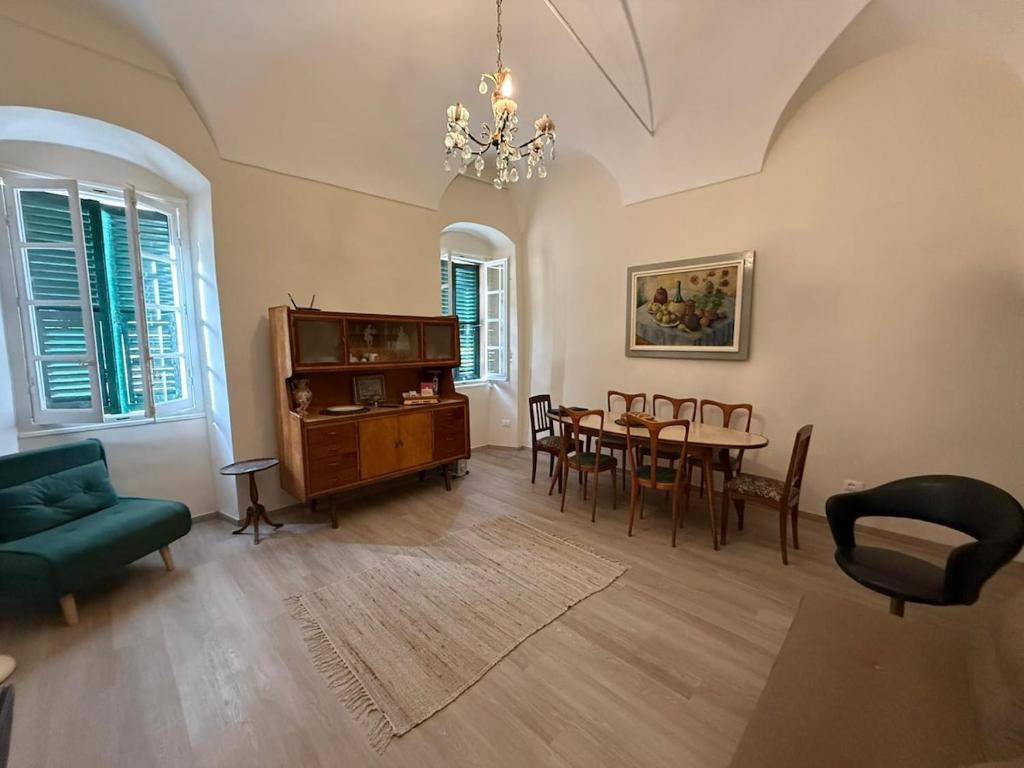 WH-Esra Home-A 2 Minute From Via Matteotti-wifi - 2