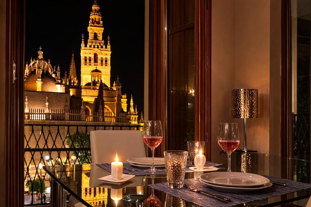 Luxury Apartment with views to Alcazar, Cathedral and Giralda. - 4