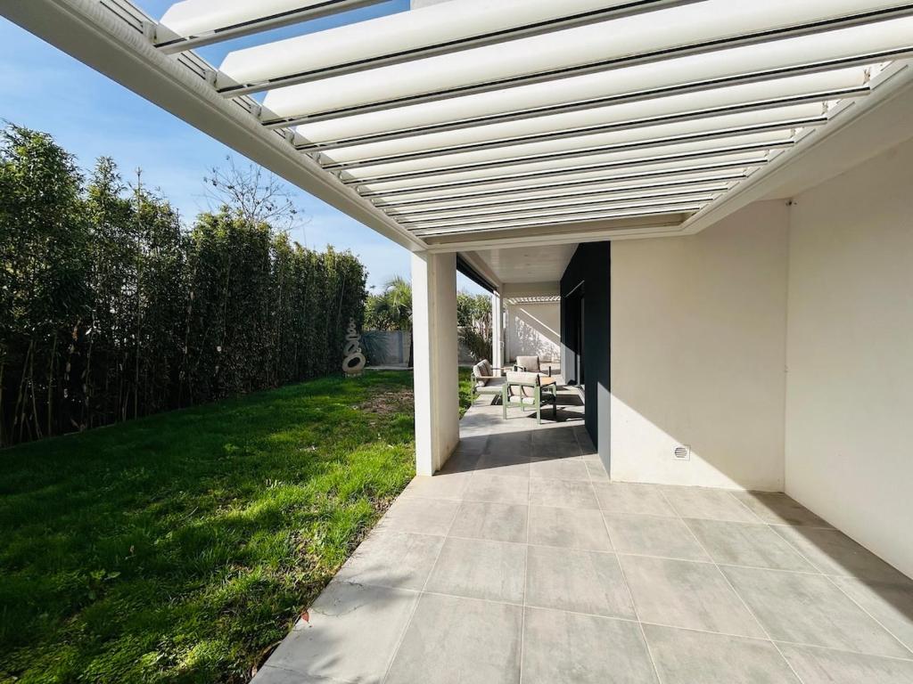 villa moderne spacieuse garage - 5