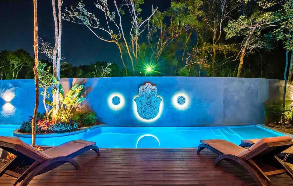 Designer Luxury Villa with Private Pool Oasis - 2