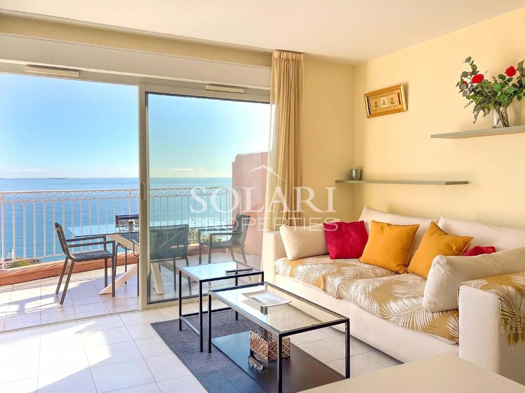 Terrace sea view swimming pool beaches on foot parking - 1