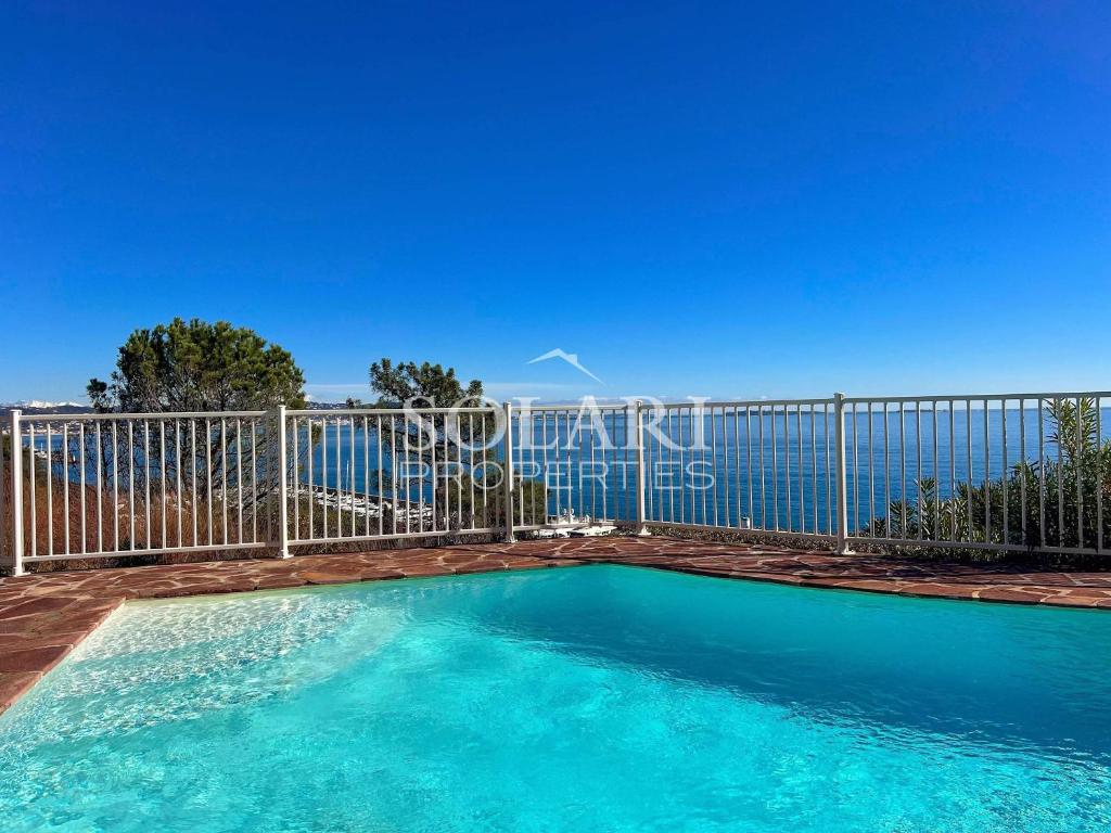 Terrace sea view swimming pool beaches on foot parking - 3