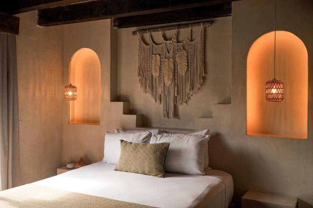 Enigmatic Boutique Hotel - 2