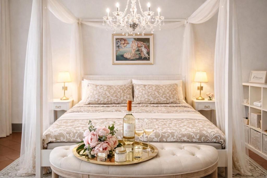 Amazing Premium Apartment in the heart of Florence at the DUOMO, 2 Bedrooms, 2 Bathrooms, 1 Livingroom or extra Bedroom, ideal for 2-8 Guests - 4