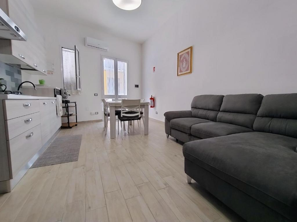 Cinque Raggi di Sole - 1