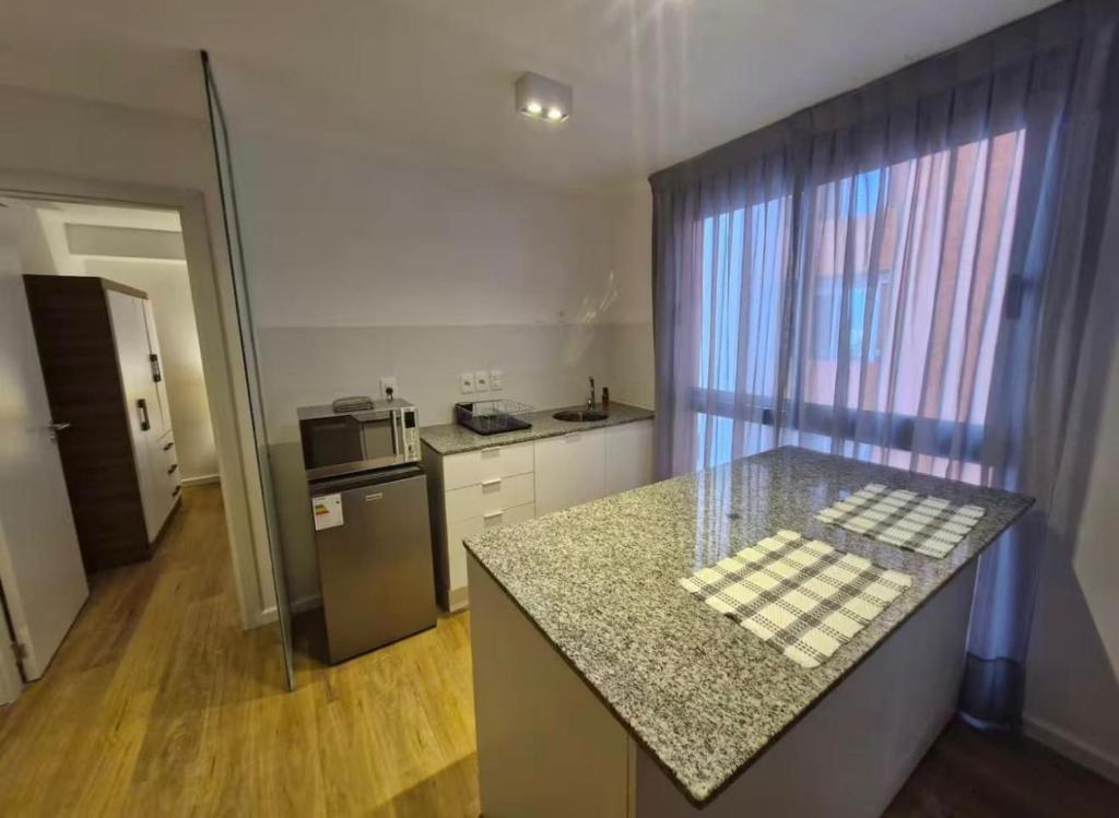 Comodo y centrico apartamento de 1 dormitorio (411) - 3