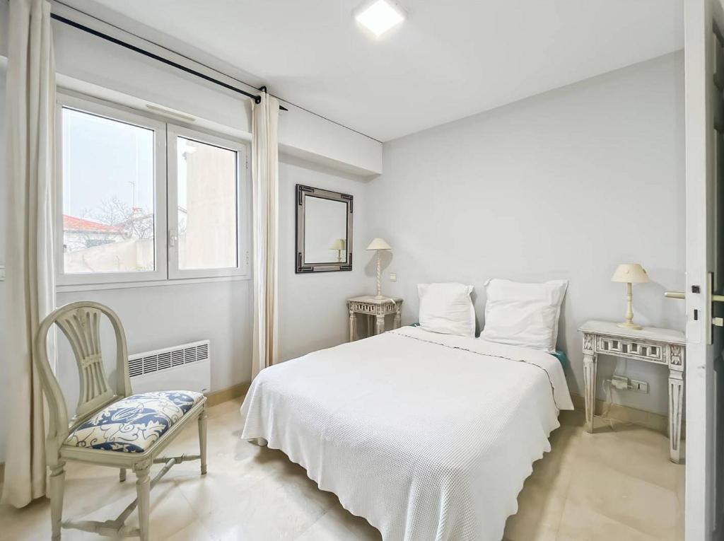 MYO1 - QUARTIER PALM BEACH _ 2 CHAMBRES BEL APPARTEMENT CLIMATISE - 2