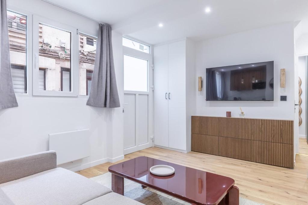 Stylish 4 stars Apartment near Montmartre & Metro - 5