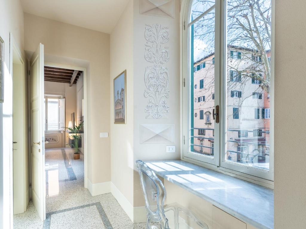 Noble Floor - Panoramic Luxury Apartment - 4