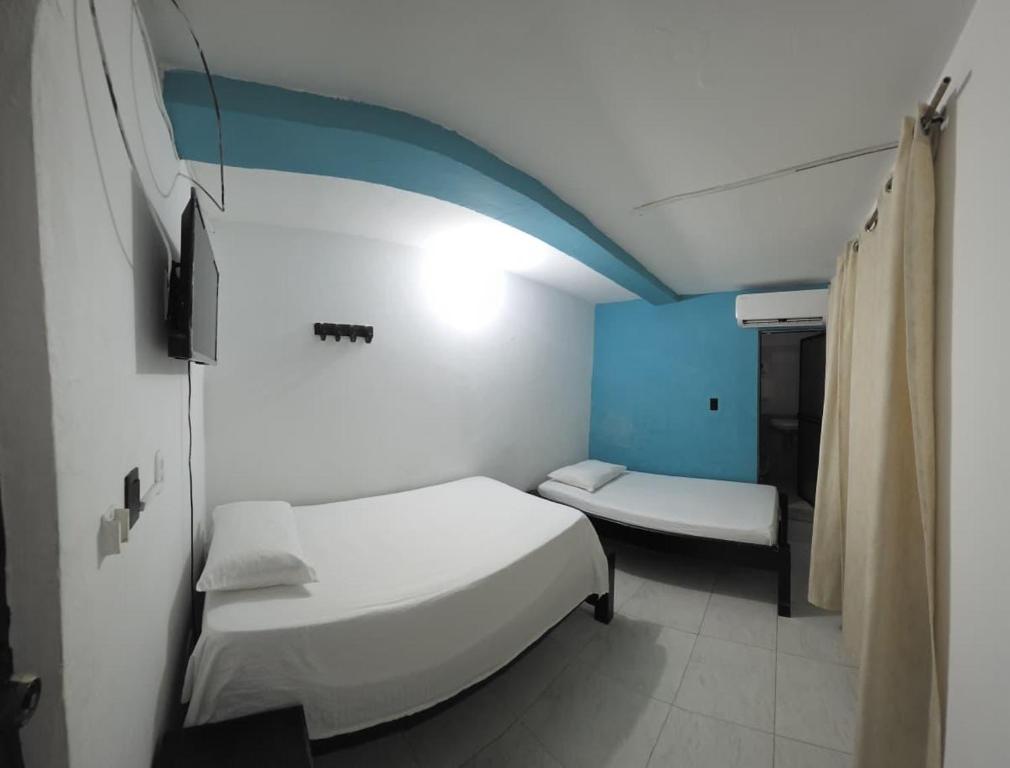 Hotel el edén - 2