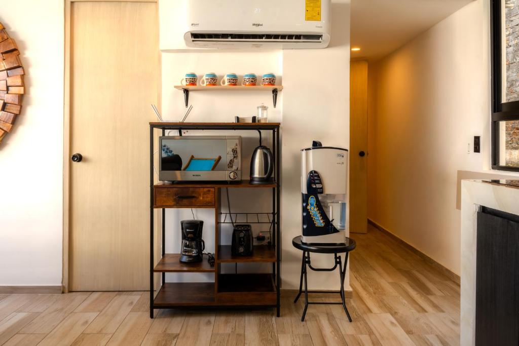 Family Apartment with Pool in Las Playas, Acapulco - 3
