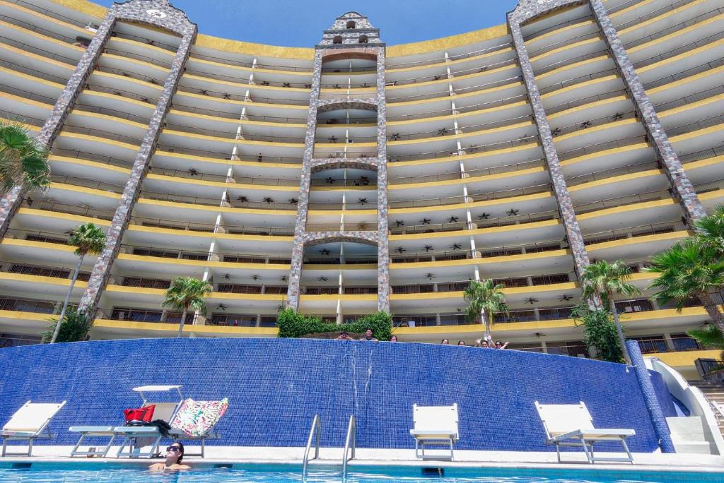 Ocean Sky Paradise Gorgeous Luxurious Oceanfront - 1