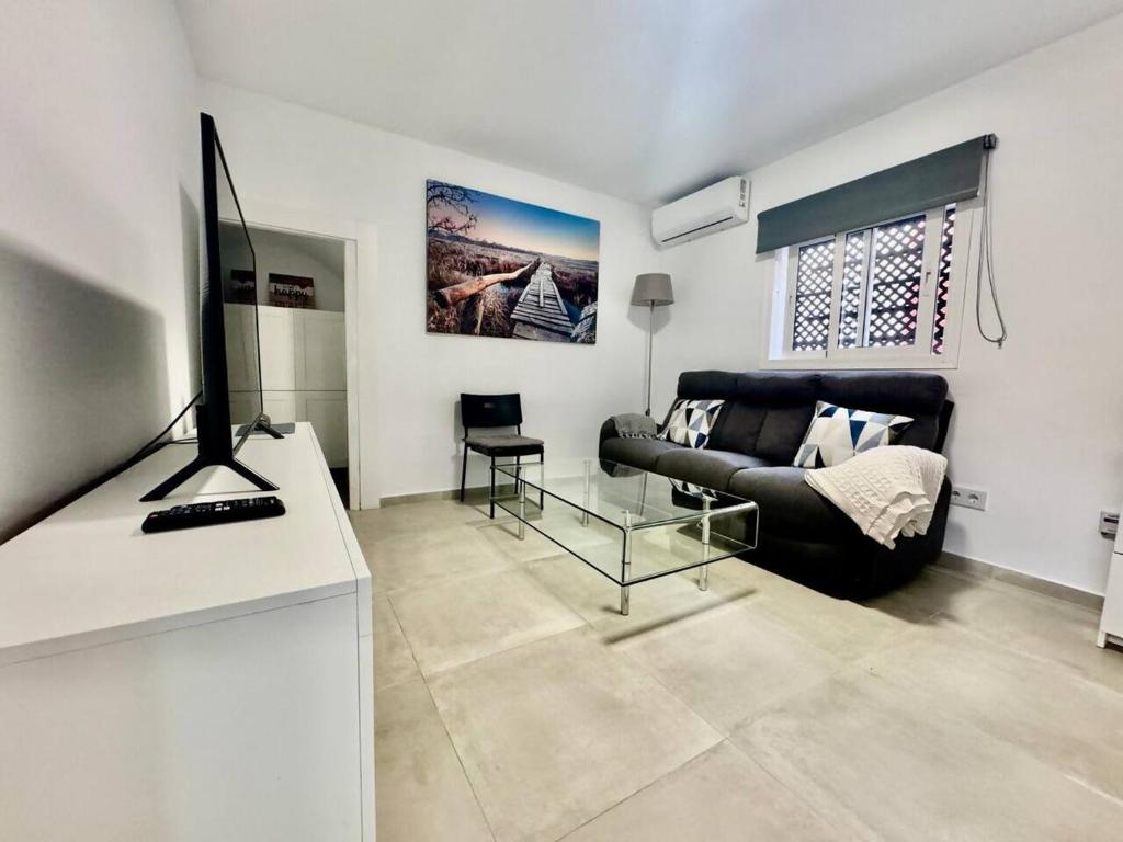CYV - Modern choice for couples in good location - 1