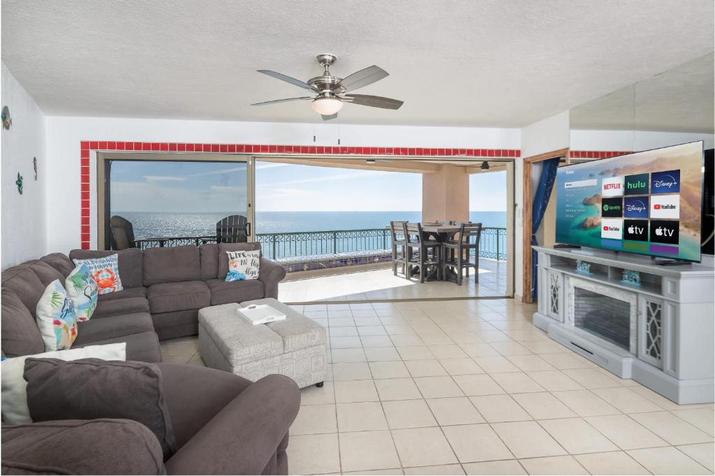 3 Bedroom Beachfront at the Sonoran Spa W701 - 5