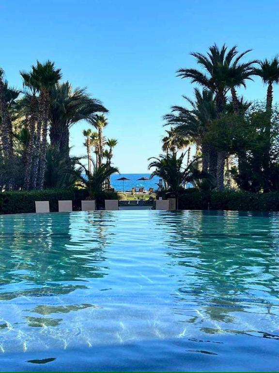 Bella Sirena B305 - Best Amenities on Sandy Beach - 2