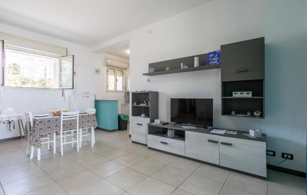 2 Bedroom Nice Apartment In Scicli - 4